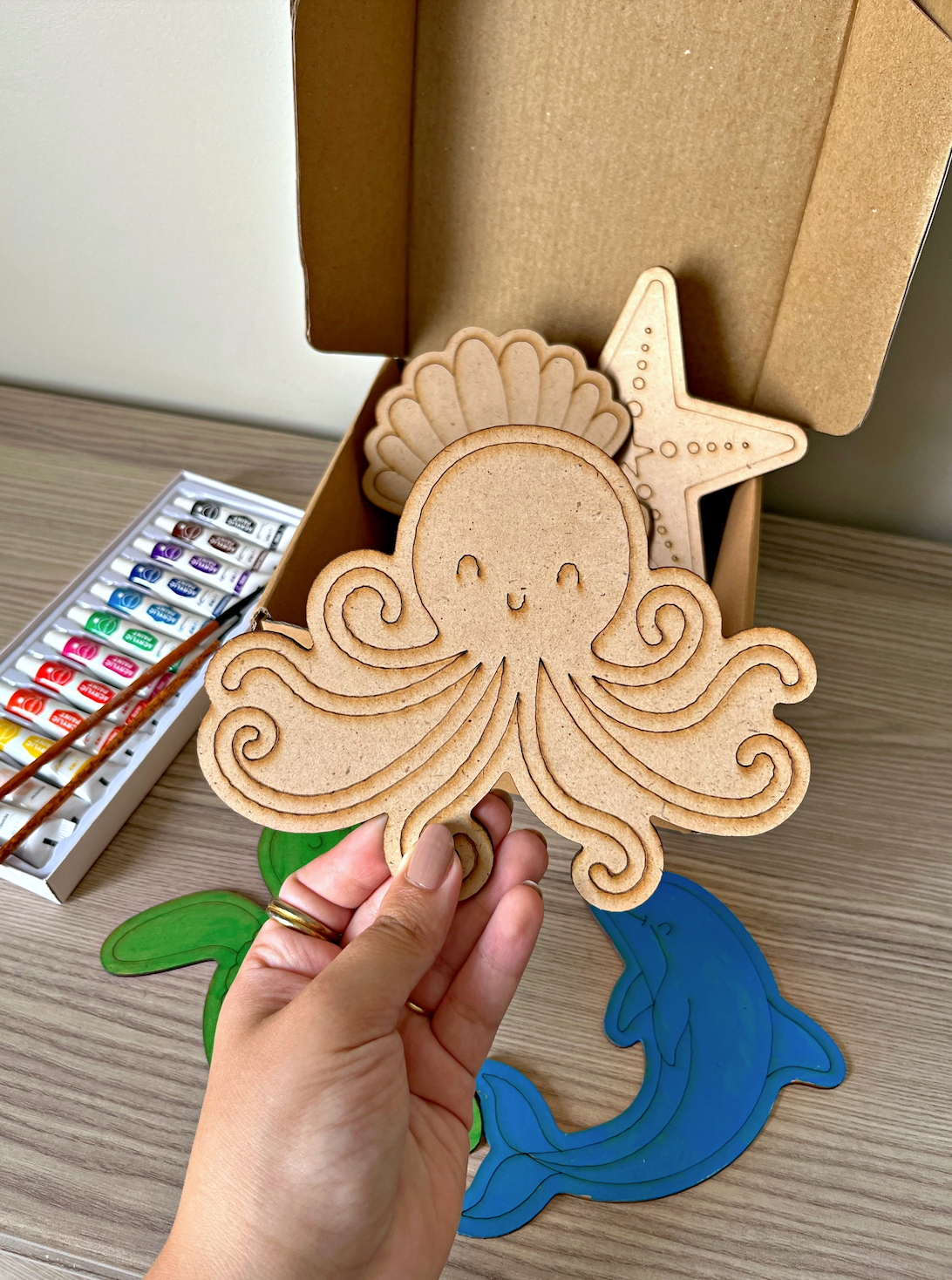 Ocean World Painting Box ā 12 Wooden Figures for Creative Kids šØ