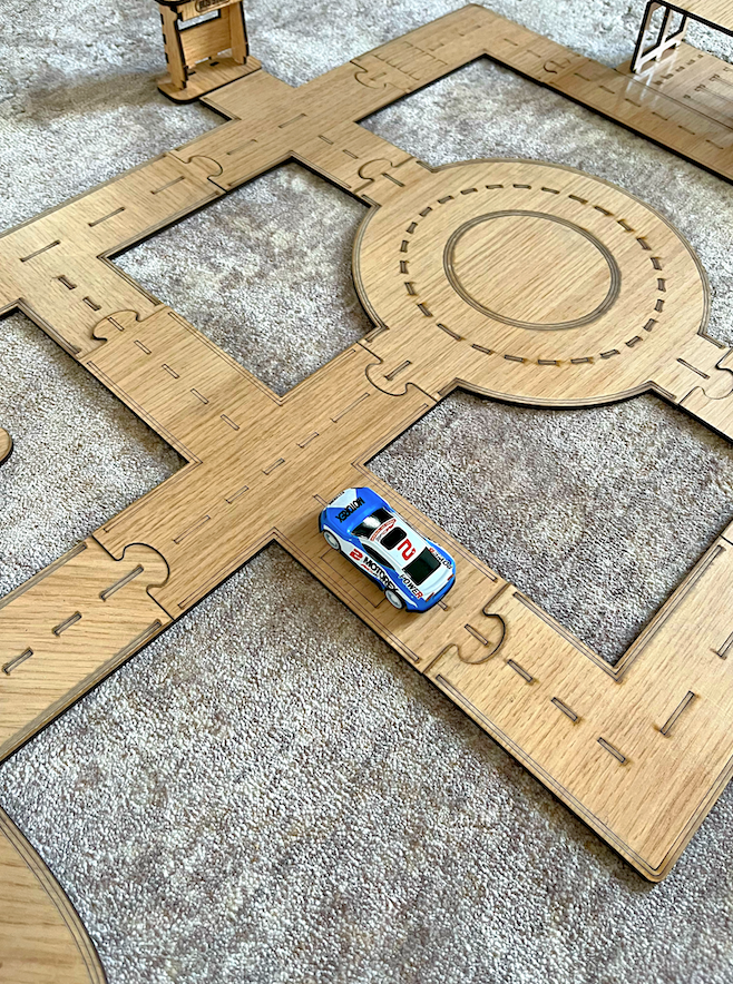 Wooden Laser-Cut Kids Road Play Set +4 Cars 🚗🌳